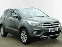 Usado Ford Kuga Zetec 120 HP (88 kW) 2018 Cinzento SUV