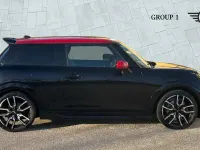 Used Mini Cooper Sport 156 HP (114 kW) 2024 Black Hatchback