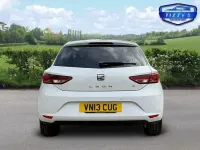Begagnad Seat Leon SE 2013 Vit Halvkombi