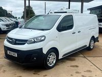 Used Vauxhall Vivaro S 100 HP (73 kW) 2021 White MPV