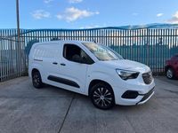 Used Vauxhall Combo Sportive 100 HP (73 kW) 2020 White MPV