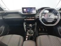 Used Peugeot 208 Allure 101 HP (74 kW) 2024 White Hatchback