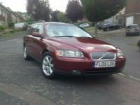 used Volvo V70 2.4