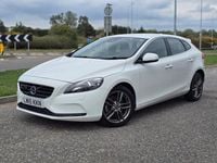 Used Volvo V40 SE 2015 White Estate
