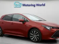 Used Toyota Corolla Design 122 HP (89 kW) 2021 Red Hatchback