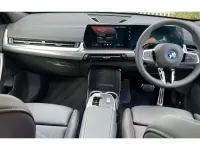 Usado BMW iX2 M Sport 150 kW (204 HP) 2026 Cinzento SUV
