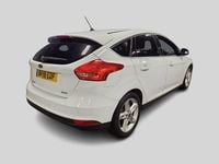 Used Ford Focus Titanium 125 HP (91 kW) 2018 White Hatchback