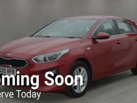 Usado Kia Ceed Air 120 HP (88 kW) 2020 Vermelho Citadino