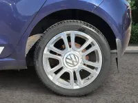 Used VW up! CLUB 75 HP (55 kW) 2016 Blue Hatchback