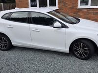 Used Volvo V40 Momentum 122 HP (89 kW) 2019 Hatchback