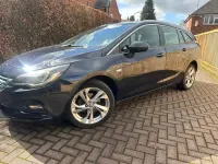 Używany Vauxhall Astra SRi 150 KM (110 kW) 2019 Niebieski Kombi