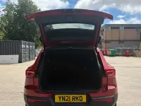 Used Volvo XC40 R-Design 163 HP (119 kW) 2022 Red SUV