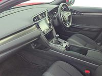 Begagnad Honda Civic SR 126 HK (92 kW) 2020 Röd