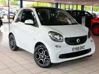 Used Smart ForTwo Coupé Premium 71 HP (52 kW) 2019 White Coupe