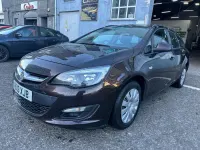 Second-hand Vauxhall Astra 115 CP (84 kW) 2013 Maro Break