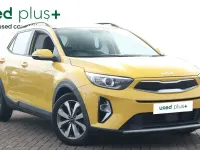 Used Kia Stonic 2023 Yellow SUV