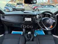 Used Alfa Romeo Giulietta 120 HP (88 kW) 2016 Grey Hatchback
