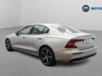 Begagnad Volvo S60 Plus 250 HK (183 kW) 2023 Silver Sedan