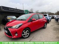 Second-hand Toyota Yaris Hybrid 101 CP (74 kW) 2015 Roșu Hatchback