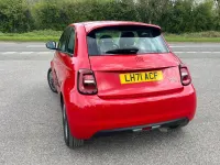 Used Fiat 500e Red 86 kW (118 HP) 2021 Red Hatchback