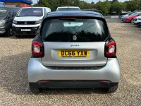 Used Smart ForTwo Coupé Premium 71 HP (52 kW) 2017 Silver Coupe