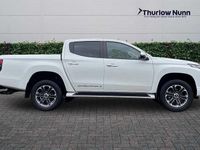 Used Mitsubishi L200 150 HP (110 kW) 2020 White Pickup