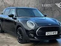 Usado Mini Cooper Clubman Classic 136 HP (100 kW) 2022 Preto Carrinha