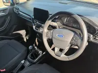 Used Ford Fiesta Zetec 86 HP (63 kW) 2017 Blue Hatchback