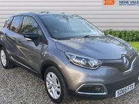 Used Renault Captur Dynamique 90 HP (66 kW) 2015 Grey SUV