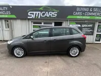 Used Ford Grand C-Max Titanium 120 HP (88 kW) 2016 Grey MPV