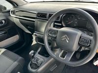 Used Citroën C3 Feel 83 HP (61 kW) 2019 Green Hatchback