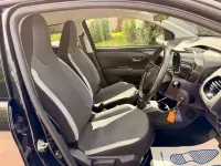 Second-hand Toyota Aygo X-play 72 CP (52 kW) 2020 Negru Hatchback