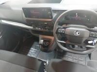 New Vauxhall Vivaro 150 HP (110 kW) 2026 White MPV