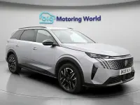 Gebraucht Peugeot 5008 Allure 136 PS (100 kW) 2025 Grau SUV