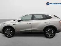 Usado MG HS Trophy 224 HP (164 kW) 2025 Prateado SUV