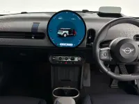 Usado Mini Cooper Hatch 154 HP (113 kW) 2024 Verde Citadino