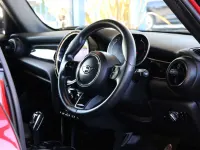 Used Mini Cooper Hatch 134 HP (98 kW) 2021 Red Hatchback