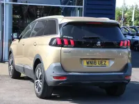 Used Peugeot 5008 Allure 129 HP (94 kW) 2018 Yellow SUV