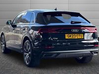 Used Audi Q8 Comfort 286 HP (210 kW) 2023 Mythos black SUV