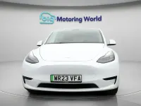 Begagnad Tesla Model Y RWD 219 kW (299 HK) 2023 Vit SUV