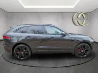 Second-hand Jaguar F-Pace R-Sport 250 CP (183 kW) 2018 Gri SUV