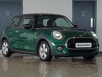 Usado Mini Cooper Classic 136 CV (100 kW) 2020 Verde Utilitario