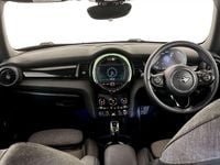 Used Mini Cooper SE Hatch 135 kW (184 HP) 2020 Red Hatchback