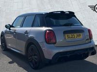 Usado Mini Cooper Hatch 134 HP (98 kW) 2023 Cinzento Citadino