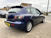 Used Mazda 3 Takara 105 HP (77 kW) 2008 Blue Hatchback