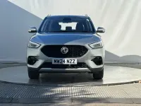 Usado MG ZS Excite 106 HP (77 kW) 2024 Prateado SUV