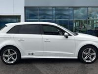 Used Audi A3 e-tron Advanced 204 HP (150 kW) 2020 White Hatchback