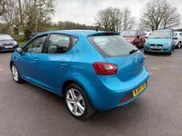 Begagnad Seat Ibiza FR 105 HK (77 kW) 2014 Blå Halvkombi