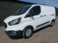 Used Ford Transit Custom 105 HP (77 kW) 2019 White Van