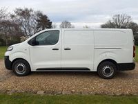 Used Vauxhall Vivaro Edition 120 HP (88 kW) 2019 White MPV